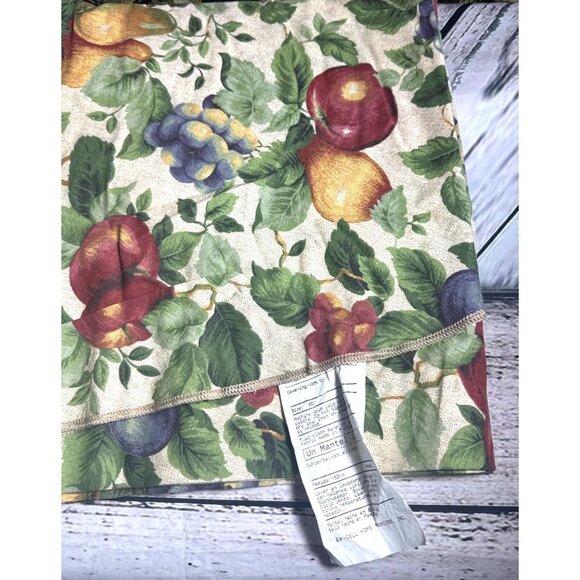 Ex-Cell Home Vintage Fruit Themed Apples Pears Grapes Cotton Tablecloth - Picture 6 of 16